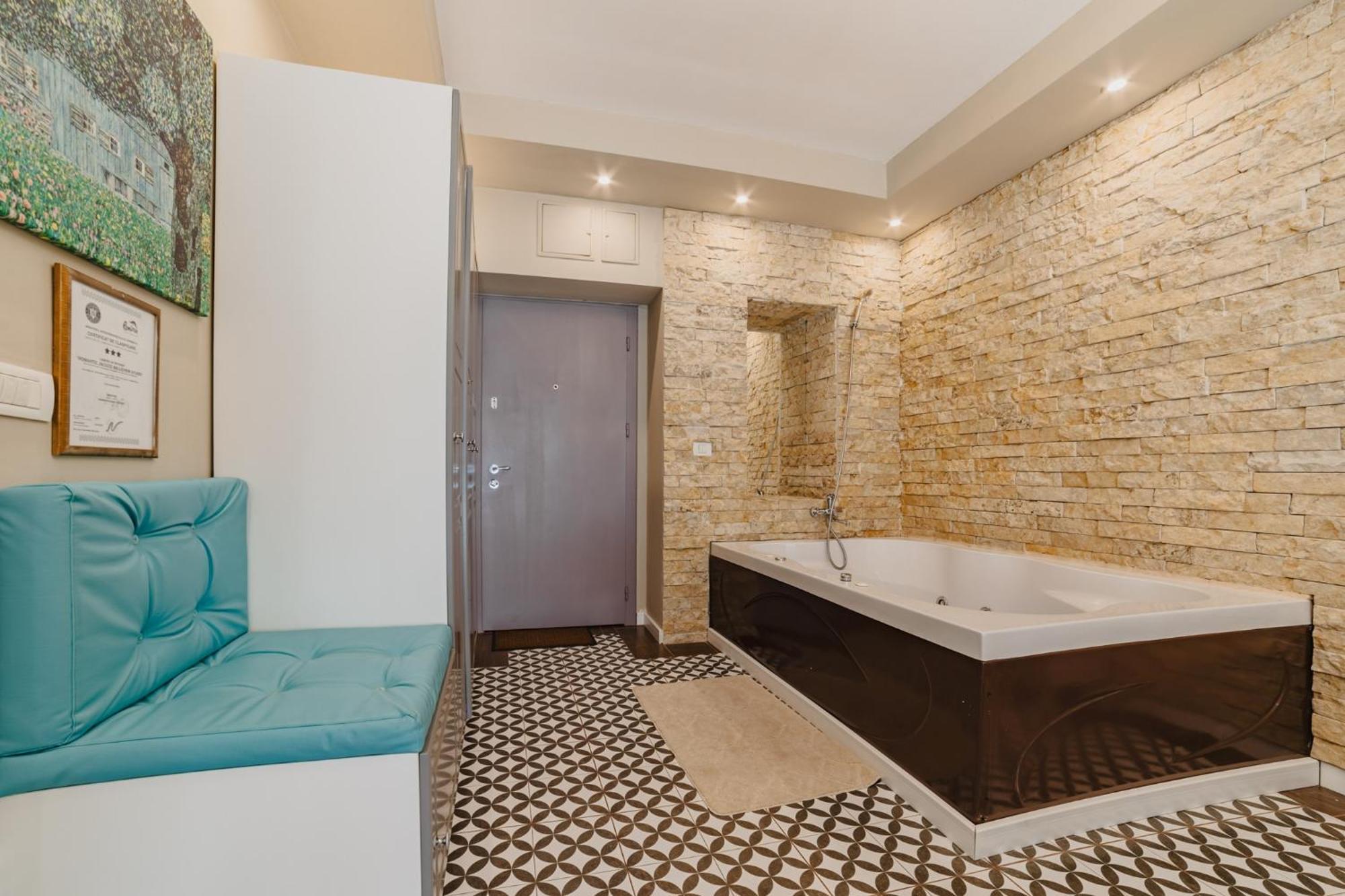 Romantic Jacuzzi Belleview Studio Sinaia Exterior photo